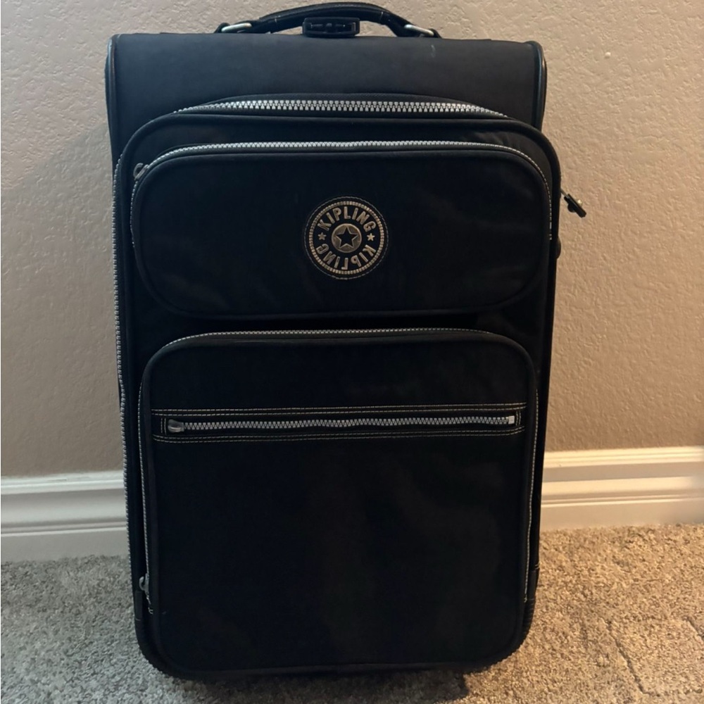 Kipling 22 in Black Travel Bag